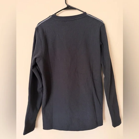 Nike Women's Thermal Long Sleeve - Picture 2 of 5